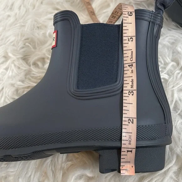 HUNTER Women's Original Chelsea Rain Boots Waterproof Size 7 Dark Blue New - Picture 12 of 12